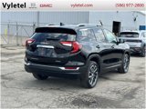 Certified 2022 GMC Terrain SLT image 3