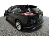 Used 2023 Ford Edge Titanium image 3