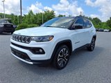 Used 2024 Jeep Compass Limited image 3