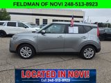 Used 2022 Kia Soul LX image 2