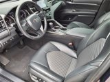 Used 2022 Toyota Camry SE image 5