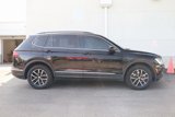 Used 2021 Volkswagen Tiguan SE image 3