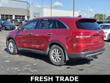 Used 2017 Kia Sorento LX w/ LX Convenience Package image 3