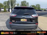 Used 2019 Jeep Cherokee Latitude Plus w/ Comfort/Convenience Group image 4