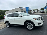Used 2020 Nissan Rogue SV image 3