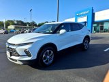 Used 2023 Chevrolet Blazer LT image 3