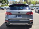 Certified 2022 Volkswagen Taos SE image 4