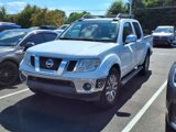 Used 2012 Nissan Frontier SL image 3