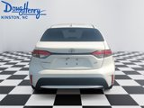 Used 2021 Toyota Corolla LE image 4