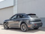 Certified 2023 Porsche Macan image 3