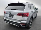 Used 2022 Volkswagen Taos SE w/ IQ.Drive SE Package image 5