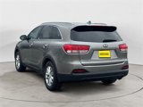 Used 2016 Kia Sorento LX image 3
