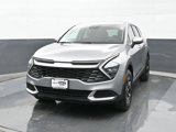 Used 2023 Kia Sportage LX image 4