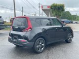 Certified 2022 Kia Soul EX image 5