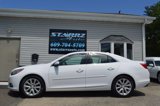Used 2015 Chevrolet Malibu LT image 2
