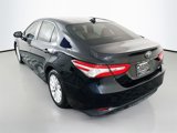 Used 2020 Toyota Camry LE image 5