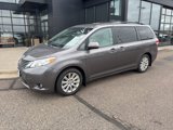 Used 2013 Toyota Sienna XLE image 2