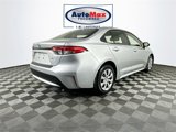 Used 2021 Toyota Corolla LE image 2