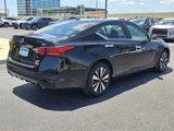 Used 2022 Nissan Altima 2.5 SV w/ SV Premium Package image 4