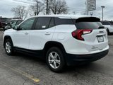 Used 2024 GMC Terrain SLE image 5