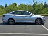 Used 2019 Volkswagen Jetta SEL Premium image 3