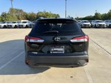 Used 2022 Toyota Corolla Cross LE image 6