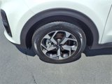 Used 2022 Kia Sportage LX image 4