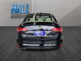Used 2017 Volkswagen Jetta SE image 4