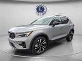 Certified 2025 Volvo XC40 B5 Plus image 3