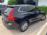 Used 2020 Volvo XC60 T5 Momentum image 2