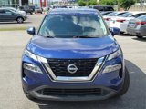 Used 2022 Nissan Rogue SV image 3