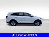 Used 2020 Kia Sorento LX image 3