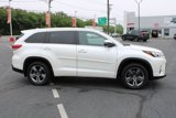 Certified 2019 Toyota Highlander Limited Platinum image 6
