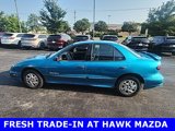 Used 2000 Pontiac Sunfire SE image 2