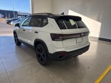 New 2025 Volkswagen Taos SE image 3