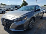 Used 2024 Nissan Altima 2.5 SV image 3