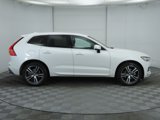 Used 2021 Volvo XC60 T5 Momentum w/ Advanced Package image 4