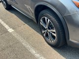 Used 2020 Nissan Rogue SV w/ Premium Package image 5