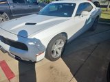 Used 2015 Dodge Challenger SXT image 3