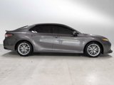 Used 2018 Toyota Camry XLE image 2