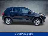 Used 2020 Chevrolet Trax LT w/ LT Convenience Package image 4
