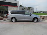 Used 2021 Chrysler Voyager Lxi image 2