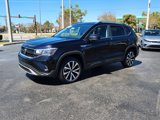 Certified 2022 Volkswagen Taos SE w/ Panoramic Sunroof Package image 3