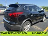 Used 2018 Nissan Rogue Sport SV image 4