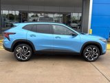 New 2025 Chevrolet Trax RS w/ Sunroof Package image 2