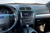 Used 2016 Ford Explorer XLT w/ Equipment Group 202A image 6