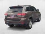 Used 2021 Jeep Grand Cherokee Laredo image 5