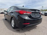 Used 2015 Hyundai Elantra SE image 3