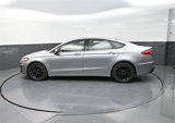 Used 2020 Ford Fusion SE image 4