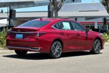 New 2025 Lexus ES 300h w/ Premium Package image 4